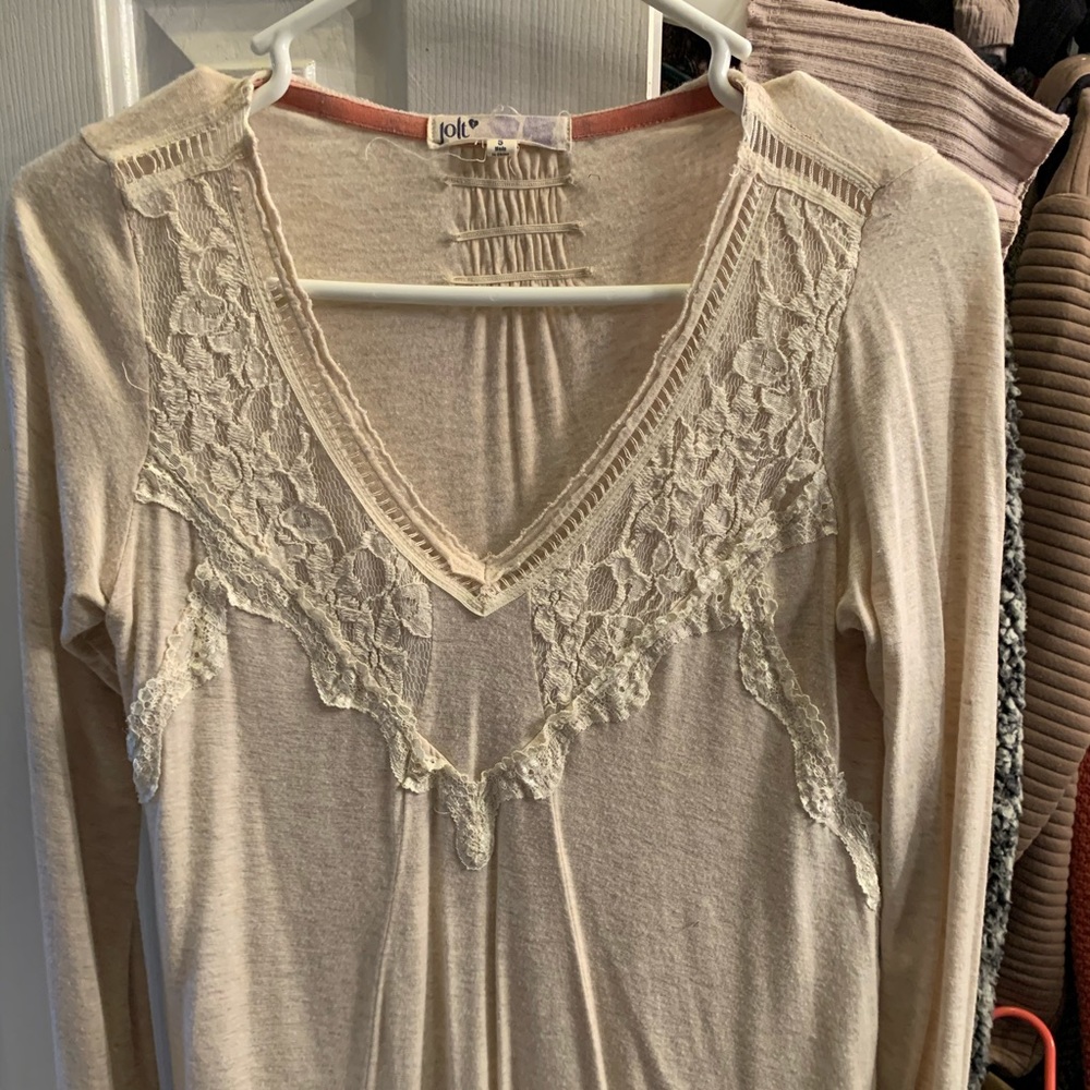 Long sleeve blouse, cream color